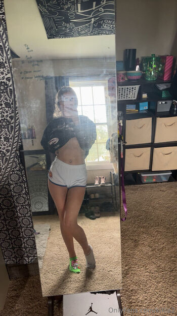 Full leaked Kbaby private onlyfans photo