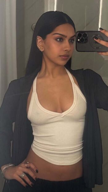 Full leaked Kelliexny private onlyfans photo