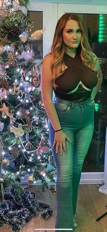 Khloe N