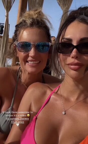Full leaked Kinda jazaerly private onlyfans photo