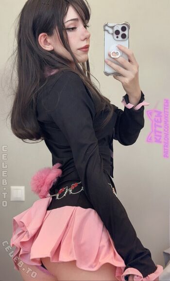 Full leaked Kittew only private onlyfans photo
