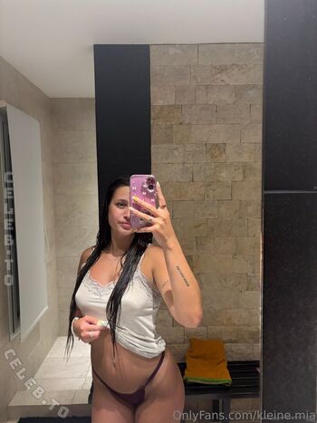 Full leaked Kleine mia private onlyfans photo