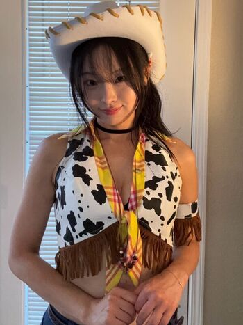 Full leaked Mrsenglewood private onlyfans photo