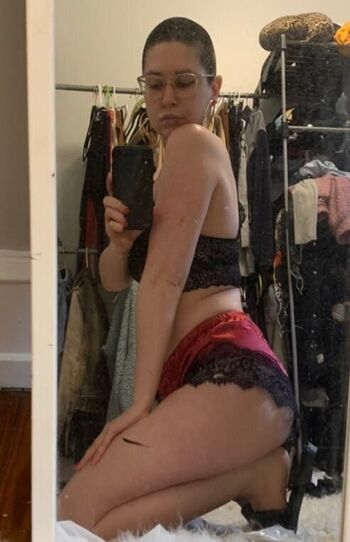 Full leaked Kristin g page private onlyfans photo