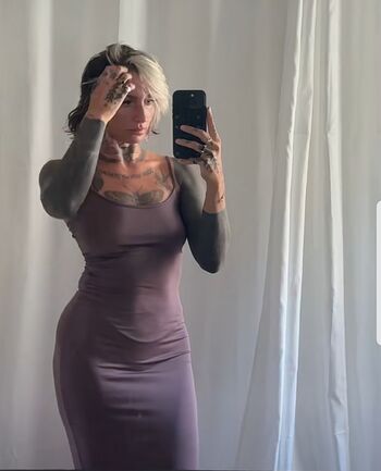 Full leaked Krokodeal private onlyfans photo