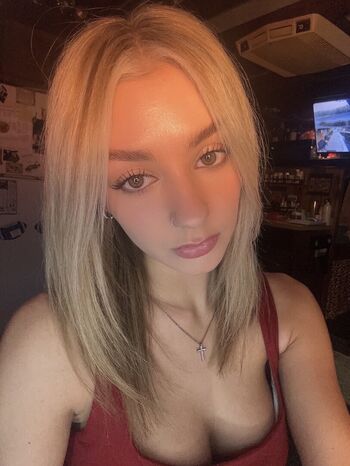 Full leaked Krystinh page private onlyfans photo