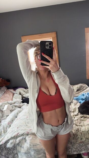 Full leaked Kyliestover private onlyfans photo