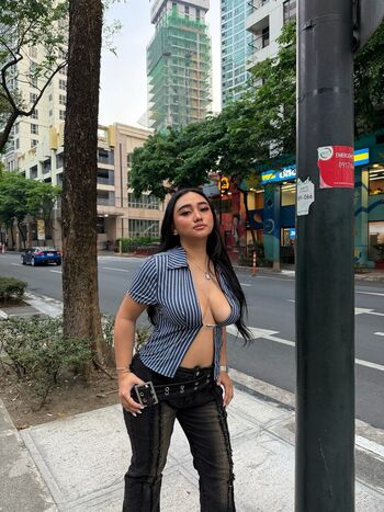 Full leaked Kyrah umadhay private onlyfans photo