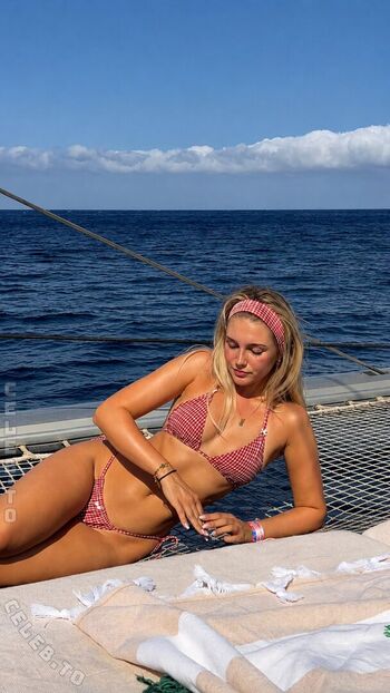 Full leaked Lara spengler private onlyfans photo
