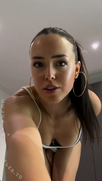 Full leaked Lara stxx private onlyfans photo