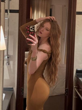 Full leaked Larsen thompson private onlyfans photo
