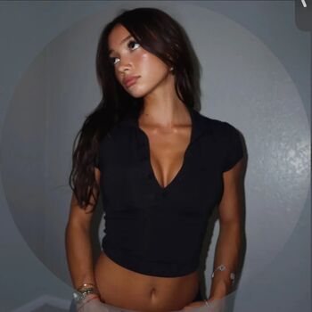 Full leaked Laselyii private onlyfans photo