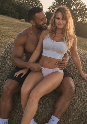 Full leaked Laura woodford private onlyfans photo