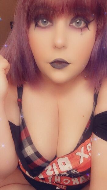 Full leaked Laurieanarchy private onlyfans photo