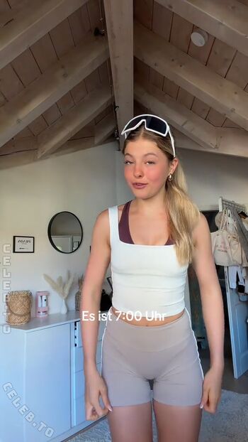 Full leaked Lea alena private onlyfans photo