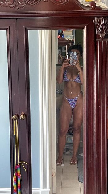 Full leaked Leafsnlifts private onlyfans photo