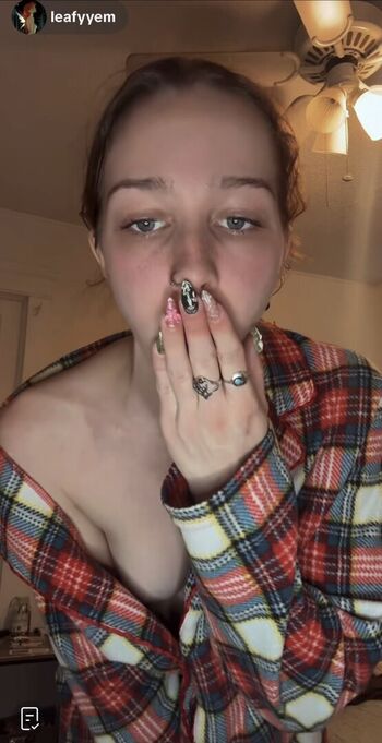 Full leaked Leafyem page private onlyfans photo