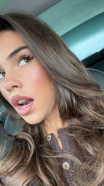 Full leaked Leah halton private onlyfans photo