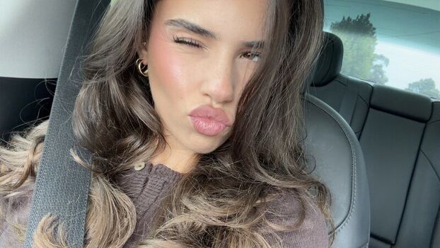 Full leaked Leah halton private onlyfans photo