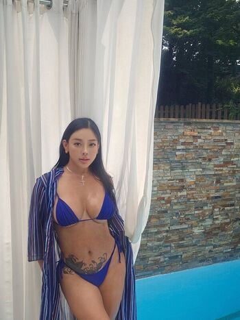 Full leaked Lee so young private onlyfans photo