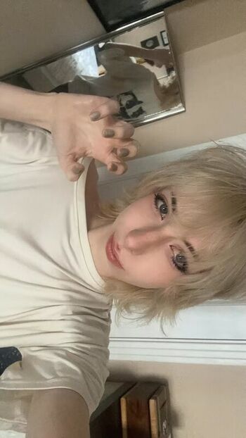 Full leaked Leftlain private onlyfans photo