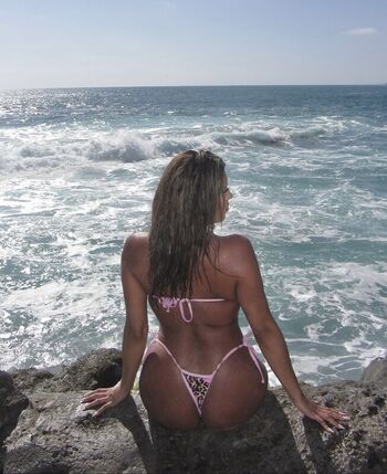 Full leaked Leilani wright private onlyfans photo