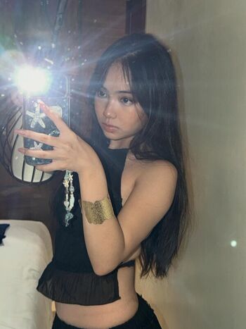 Full leaked Leleyspam private onlyfans photo
