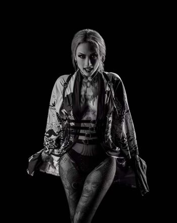 Lena Scissorhands