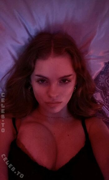 Full leaked Leni dnz private onlyfans photo