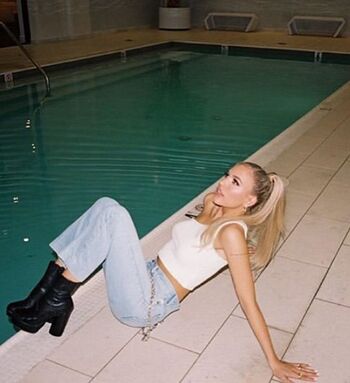 Full leaked Lennon stella private onlyfans photo