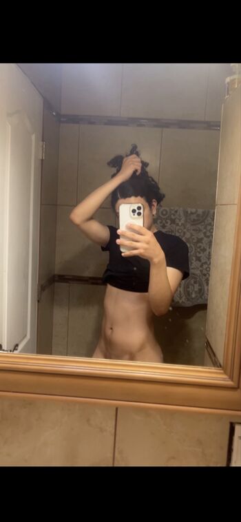 Full leaked Leo s private onlyfans photo