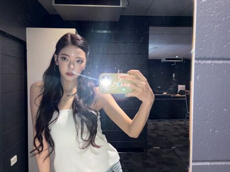Full leaked Lia loves page private onlyfans photo