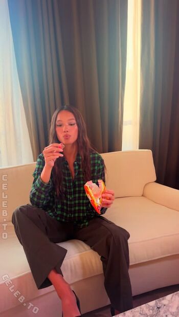 Full leaked Lily chee private onlyfans photo