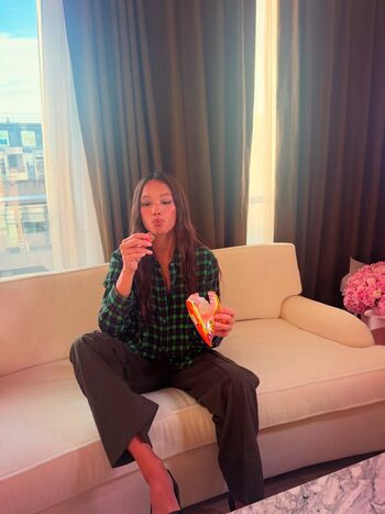 Full leaked Lily chee private onlyfans photo
