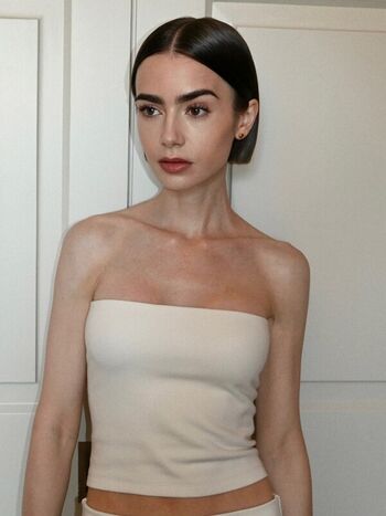 Full leaked Lily collins private onlyfans photo