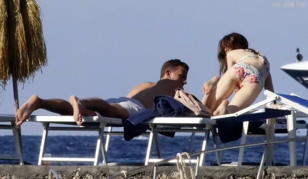 Full leaked Lily collins private onlyfans photo