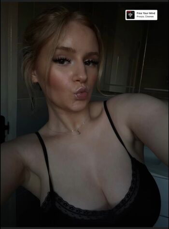 Full leaked Lily grace private onlyfans photo