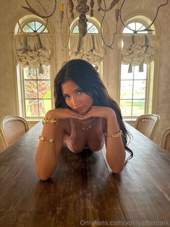 Full leaked Lily private onlyfans photo