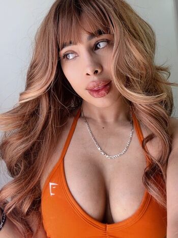 Full leaked Linnnna private onlyfans photo