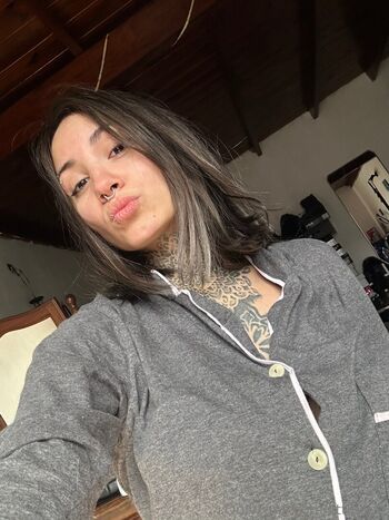Full leaked Littleluzz private onlyfans photo