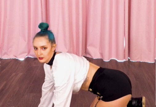 Full leaked Littlesiha private onlyfans photo