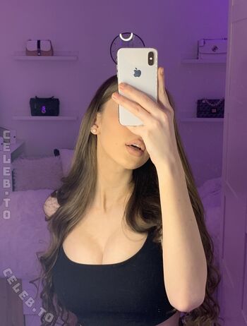 Full leaked Lizezki private onlyfans photo