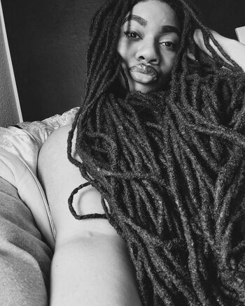 Full leaked Lockedhoneyprincess private onlyfans photo