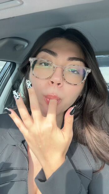 Full leaked Lofiluvasmr private onlyfans photo