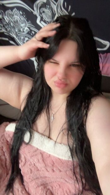 Full leaked Lolacaughthere private onlyfans photo