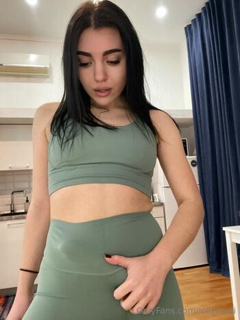 Full leaked Lollymolli private onlyfans photo