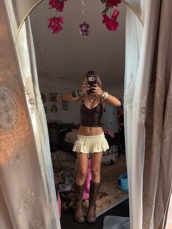 Full leaked Lollyzlexi private onlyfans photo