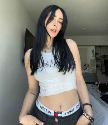 Full leaked Lolo private onlyfans photo