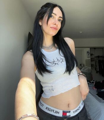 Full leaked Lolo private onlyfans photo