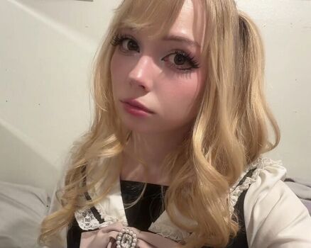 Full leaked Lolyomie private onlyfans photo